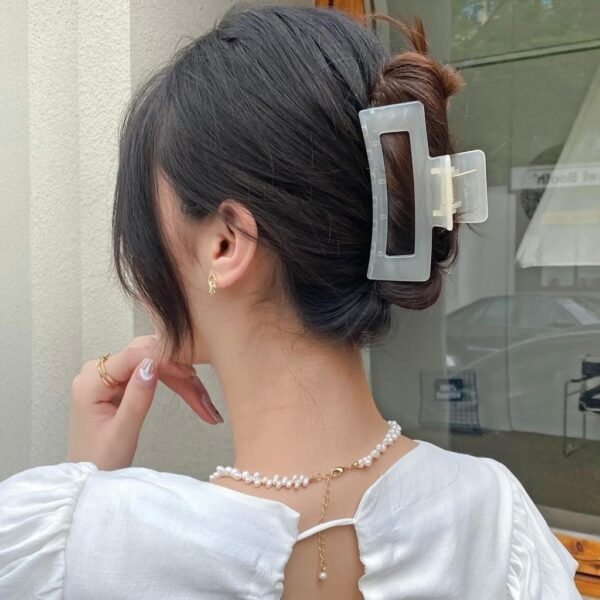 Gloss Hair Claw - Image 3