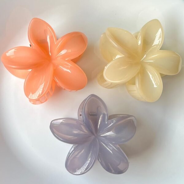 Lotus Claw Clip - Image 3