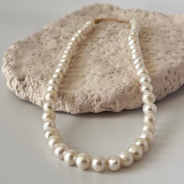 Orchid Pearl Necklace - Image 2