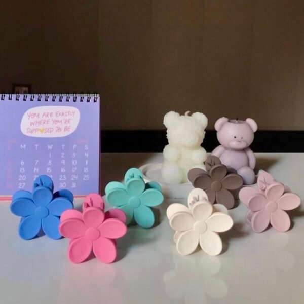 Flower Claw Clip