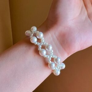 Elsa Pearl Bracelet