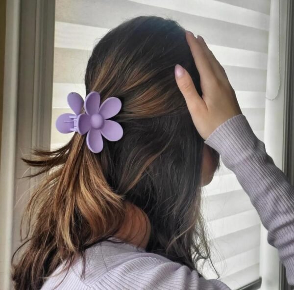 Flower Claw Clip - Image 2