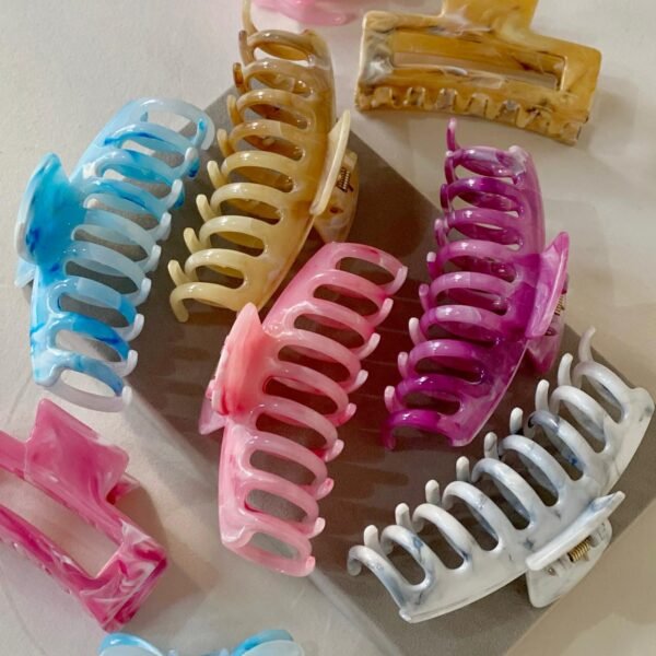 Marble Jaw Claw
