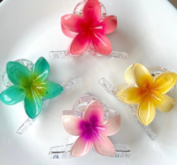 Lotus Cross Clip