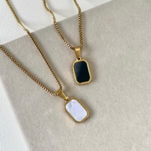 Cyra Pendant