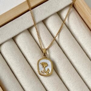 Zoe Pendant