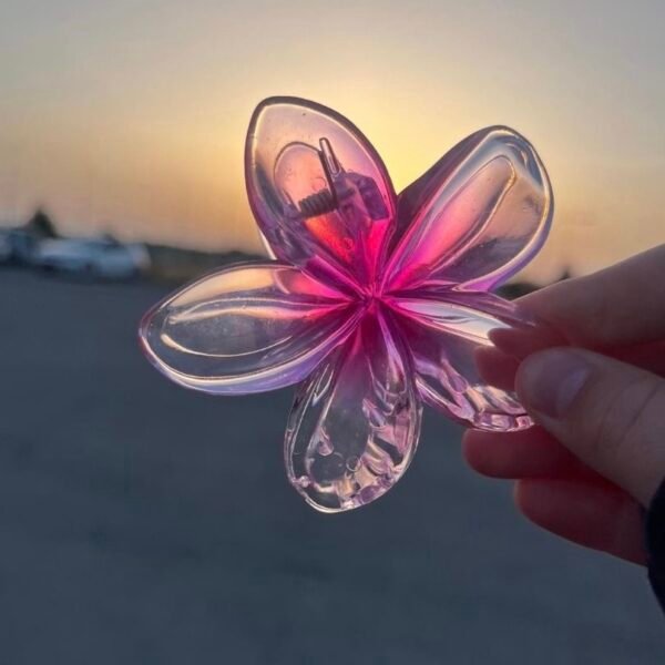 Lotus Claw Clip