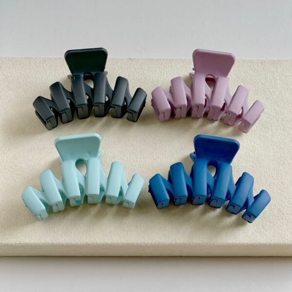 Wave Claw Clip - Image 2