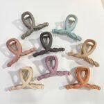 Matte Twist Claw Clip